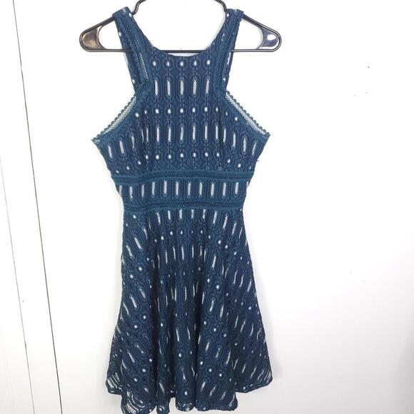 Dresses & Skirts - Francescas Dress Womens Small High Neck Lace Fit Flare Skater Lined Party Guest